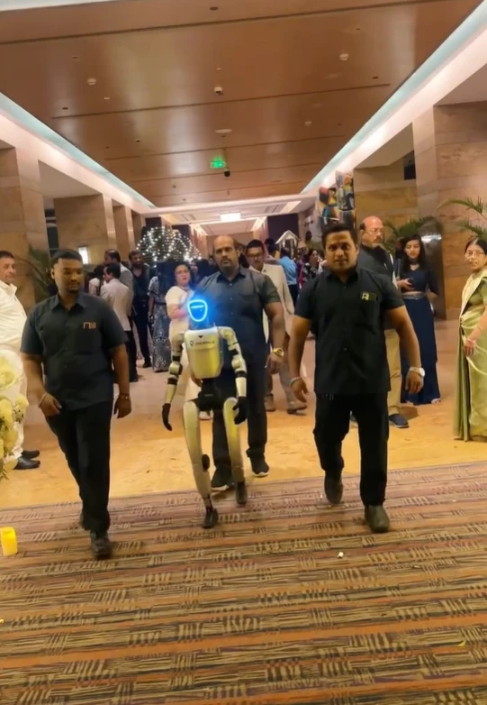 G1 Humanoid Kevin university event